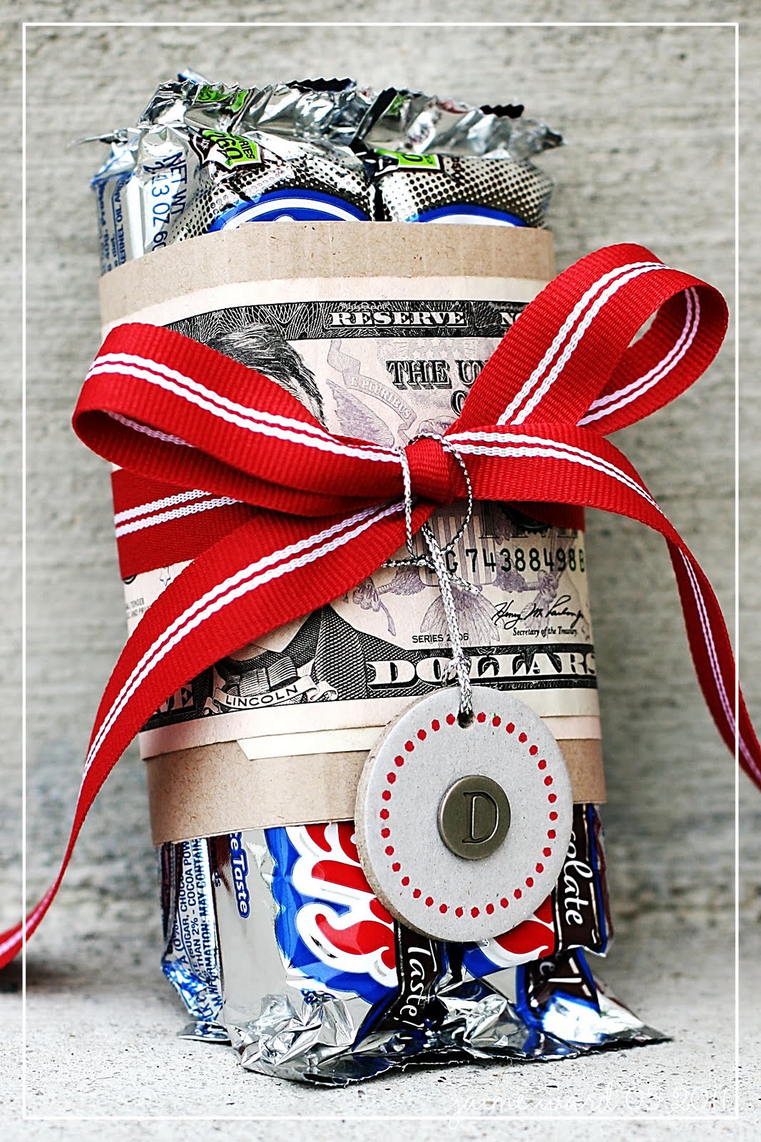 20 Fun Ways to Give Money As a Gift