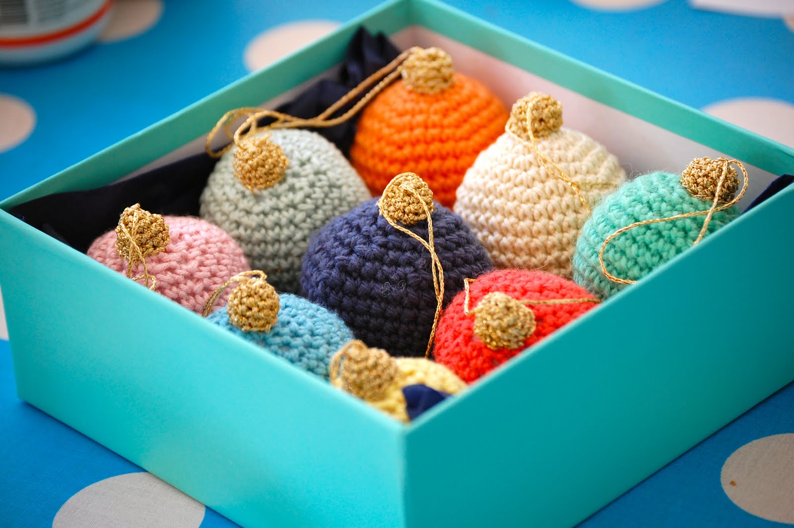 9 FREE Crochet Christmas Ornament Patterns