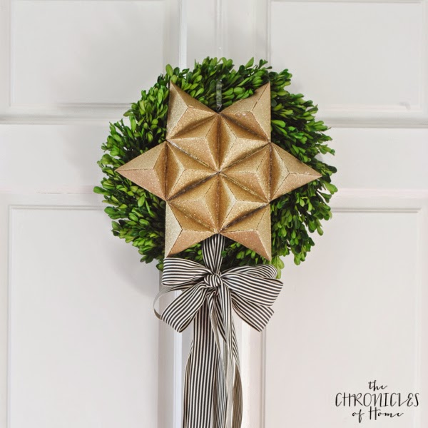 3D Christmas star wreath from cardboard