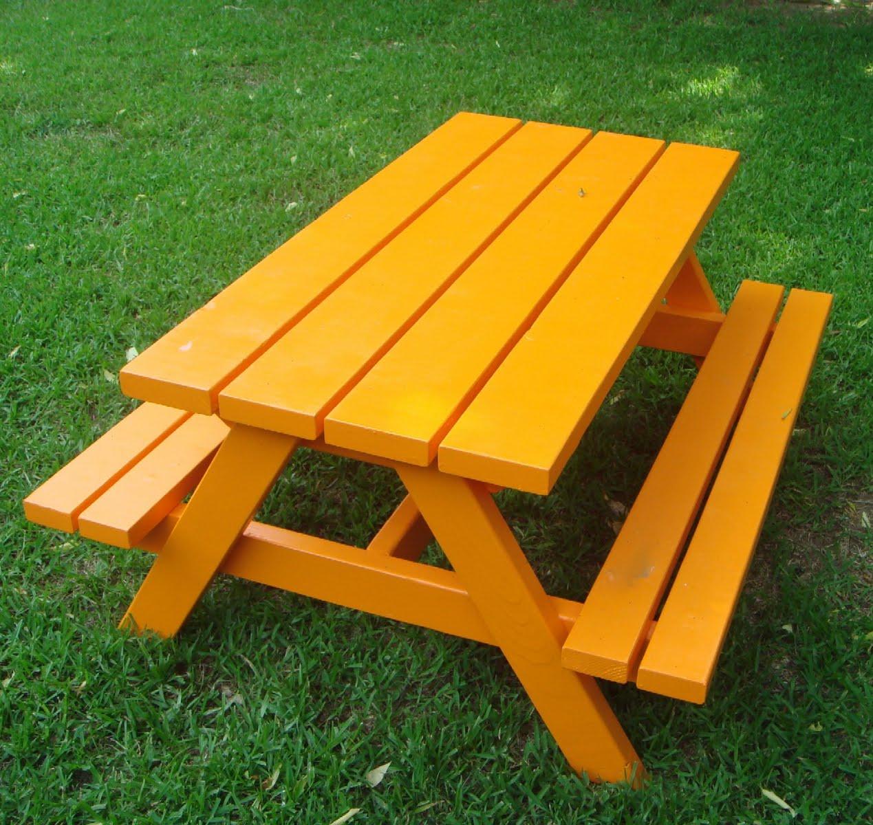 Easy Kids Picnic Table