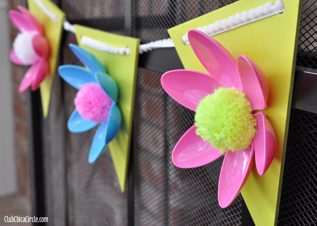 Plastic Spoon Spring Flower Garland