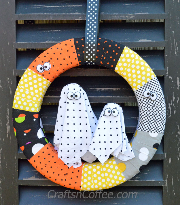 Polka Dot Halloween Ghost Wreath