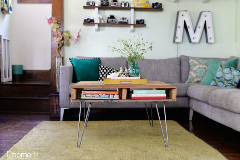 Pallet Table with Hairpin Legs