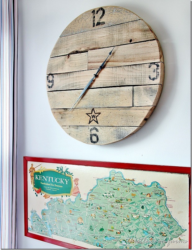 30 Awesome DIY Pallet Projects with Tutorials