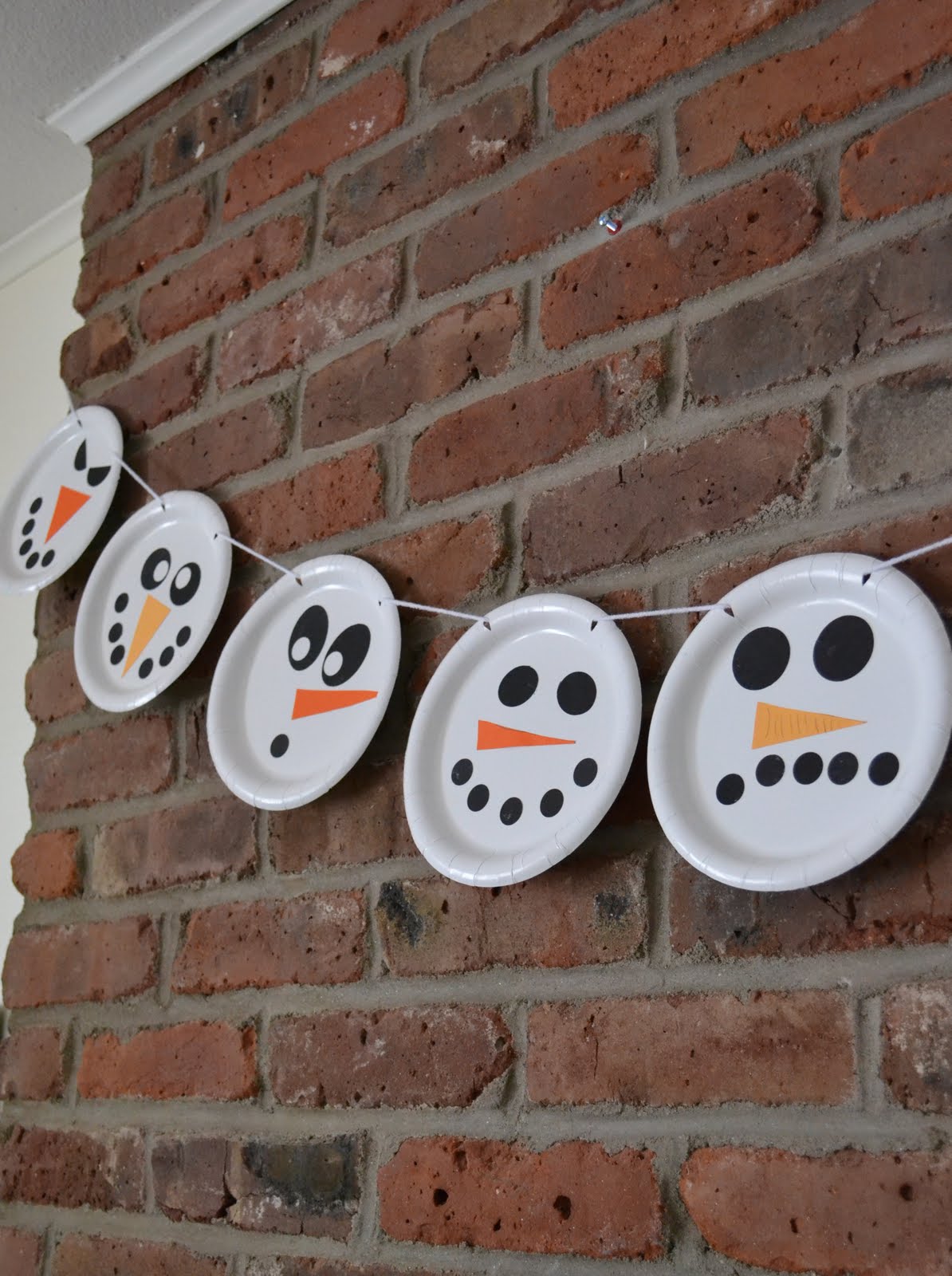 Snowman Face Garland