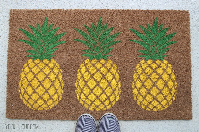 Pineapple Doormat