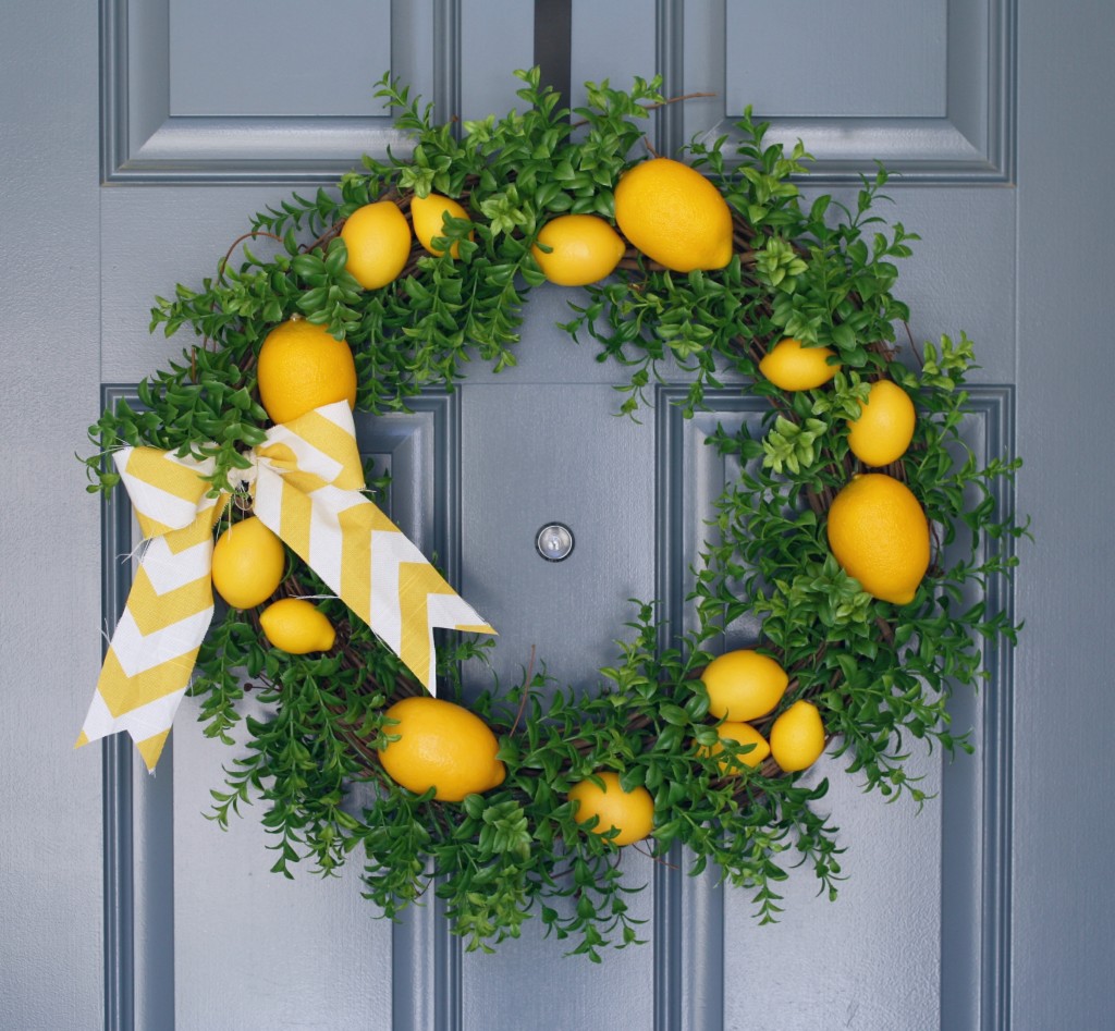 ummer Lemon Wreath